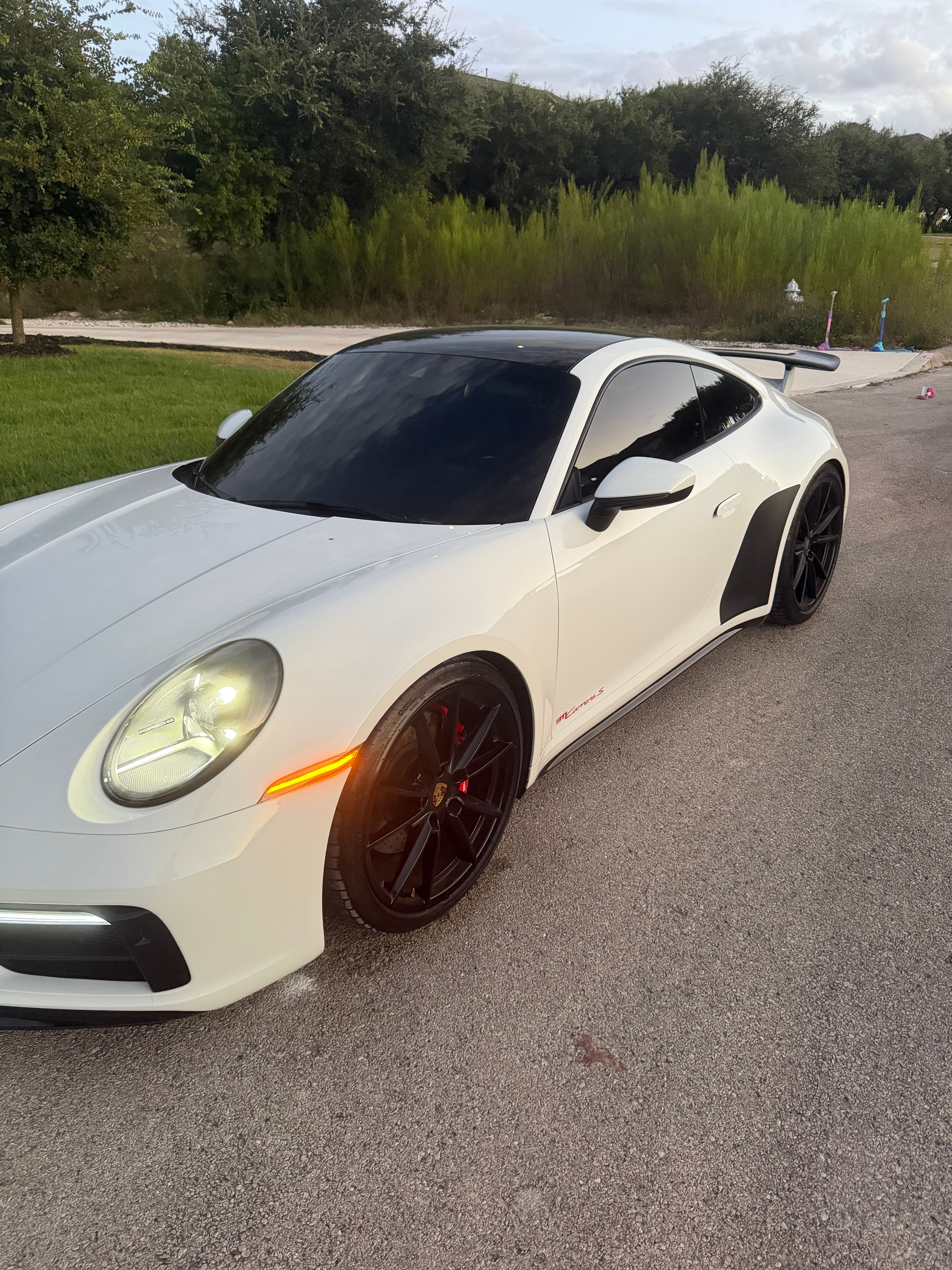 Used 2022 Porsche 911 Carrera S RWD image 4