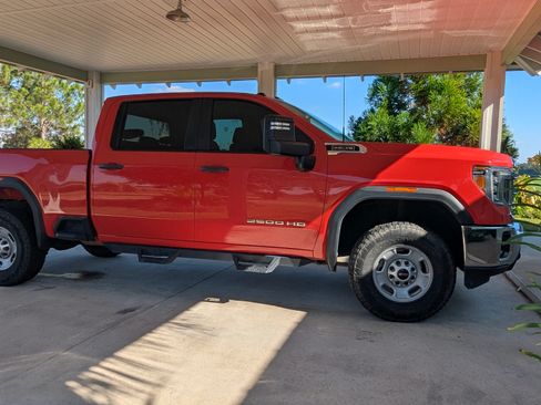 Used 2020 GMC Sierra 2500 4x4 Crew Cab w/ Gooseneck/5TH Wheel Package image 9