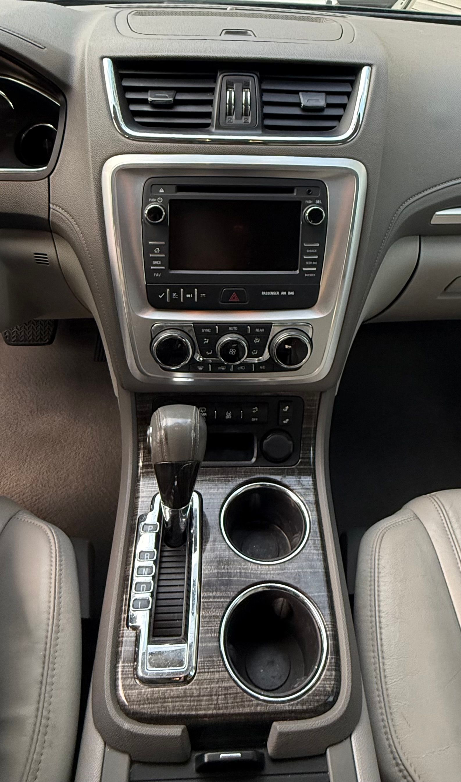 Used 2014 GMC Acadia SLT FWD image 5