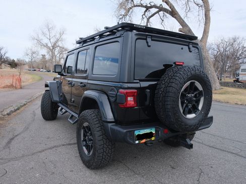 Used 2019 Jeep Wrangler Unlimited Sahara w/ Safety Group image 2