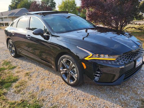 Used 2021 Kia K5 EX image 1