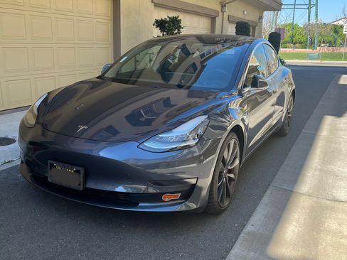 Used 2020 Tesla Model 3 Performance image 5