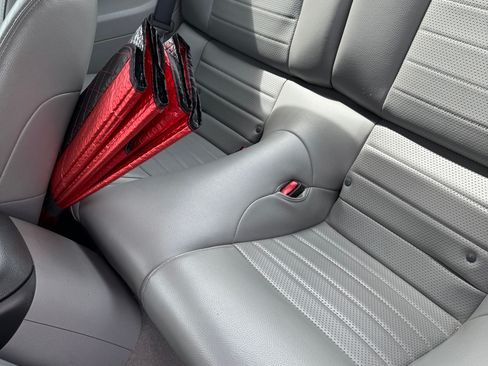 Used 2006 Ford Mustang GT Premium RWD image 16