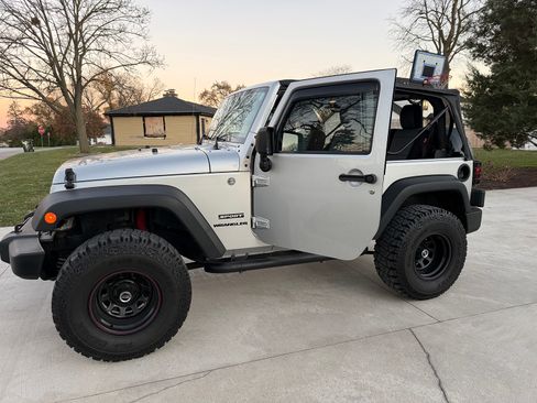 Used 2011 Jeep Wrangler Sport image 1