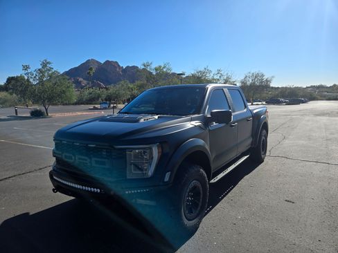 Used 2023 Ford F150 Raptor w/ Raptor Carbon Fiber Package image 4