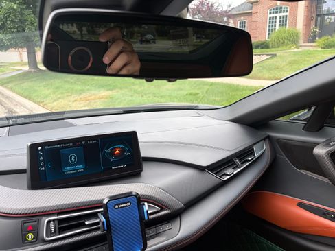 Used 2019 BMW i8 Roadster AWD/4WD image 24