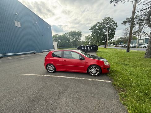Used 2008 Volkswagen GTI 2.0T 2-Door image 4