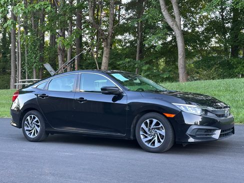 Used 2016 Honda Civic EX image 12