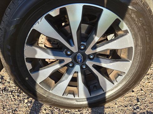 Used 2016 Subaru Outback 2.5i Limited w/ Popular Package #4 image 14