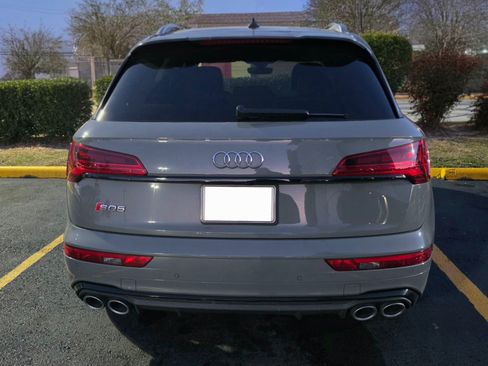 Used 2021 Audi SQ5 Prestige image 3
