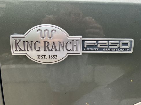 Used 2004 Ford F250 King Ranch image 10