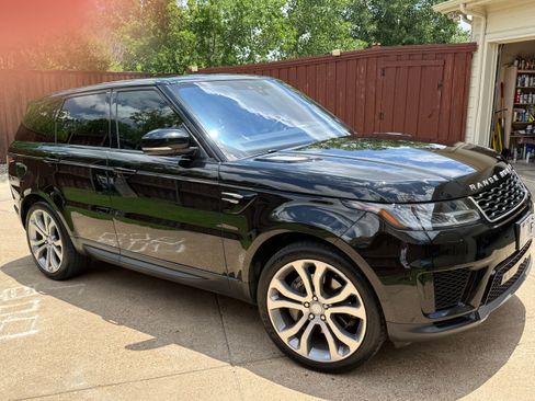 Used 2019 Land Rover Range Rover Sport SE AWD/4WD image 8