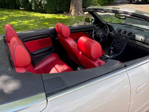 Used 2005 Audi S4 Cabriolet image 11