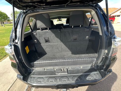 Used 2019 Toyota 4Runner SR5 image 17