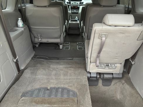 Used 2016 Honda Odyssey EX-L image 22