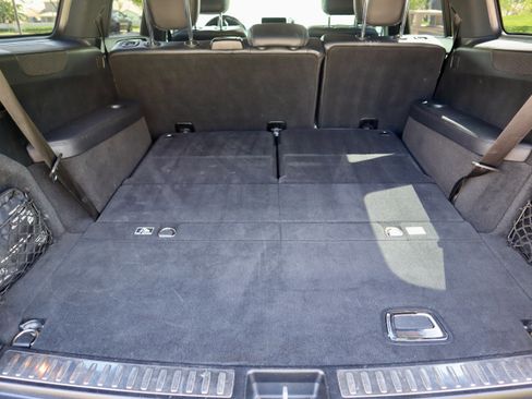 Used 2019 Mercedes-Benz GLS 450 4MATIC image 18