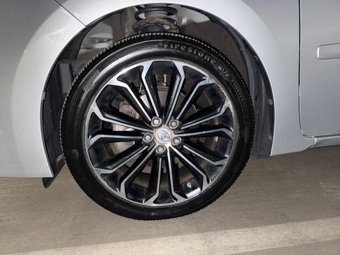 Used 2014 Toyota Corolla S image 21