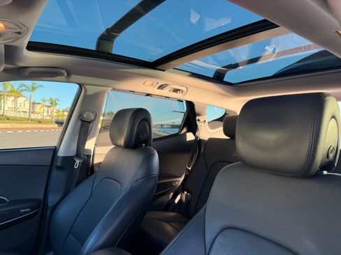 Used 2017 Hyundai Santa Fe Sport image 17