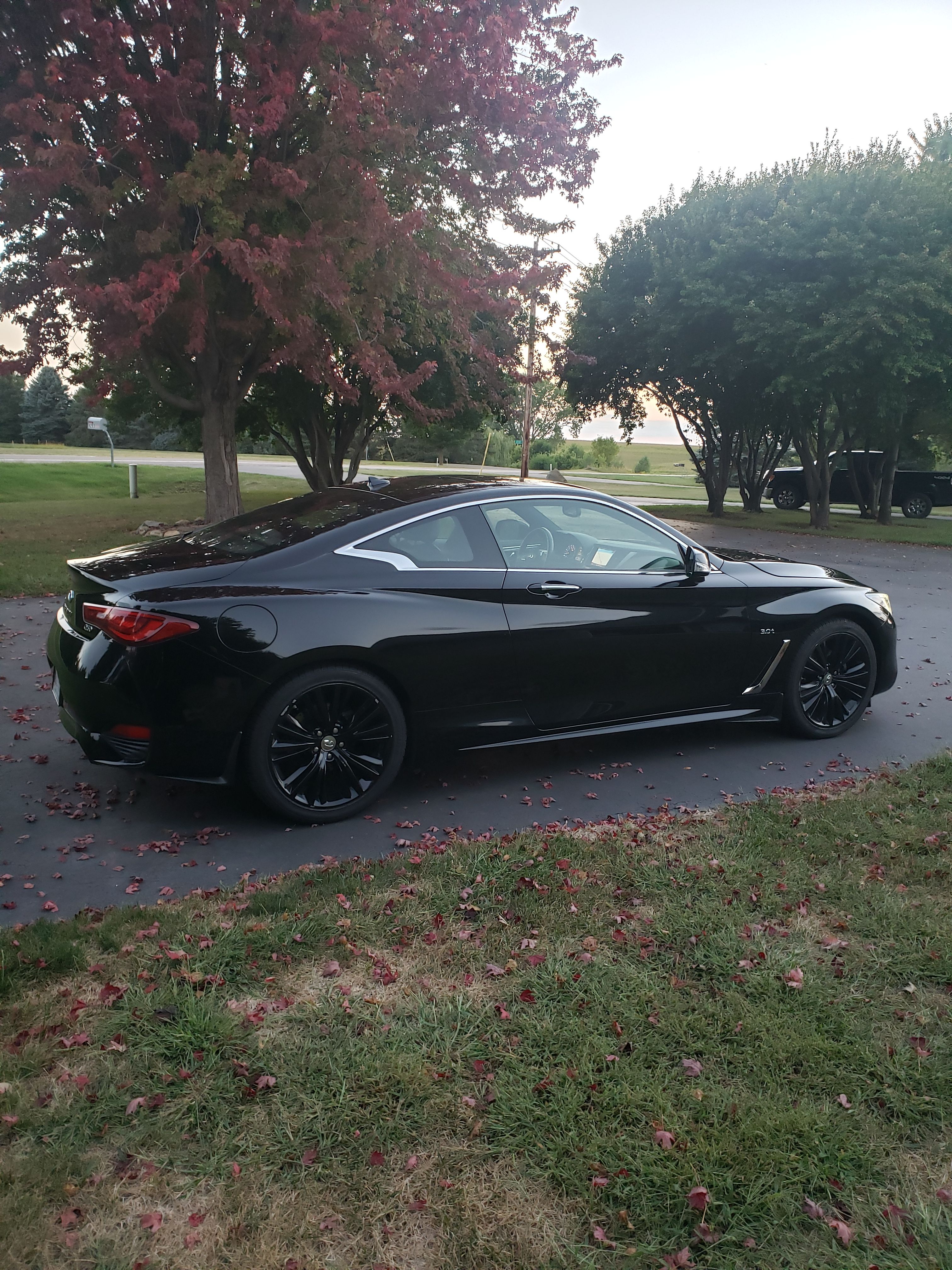 Used 2017 INFINITI Q60 3.0t Sport AWD/4WD image 6