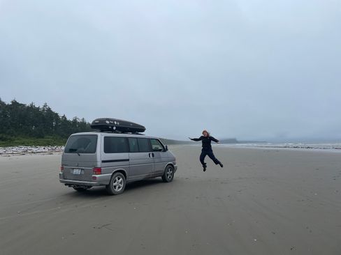 Used 2000 Volkswagen Eurovan GLS image 2