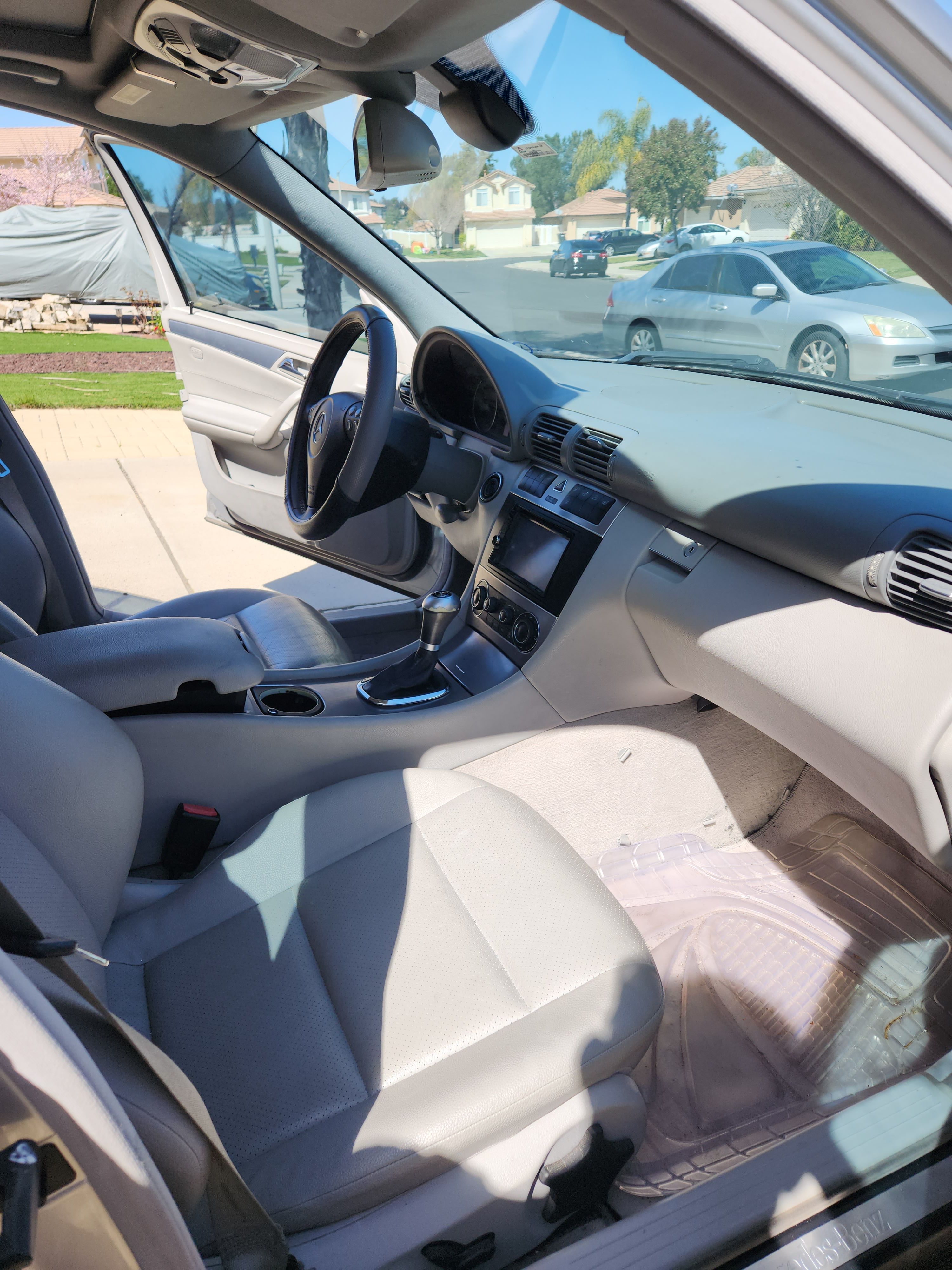Used 2005 Mercedes-Benz C 230 Sedan image 8