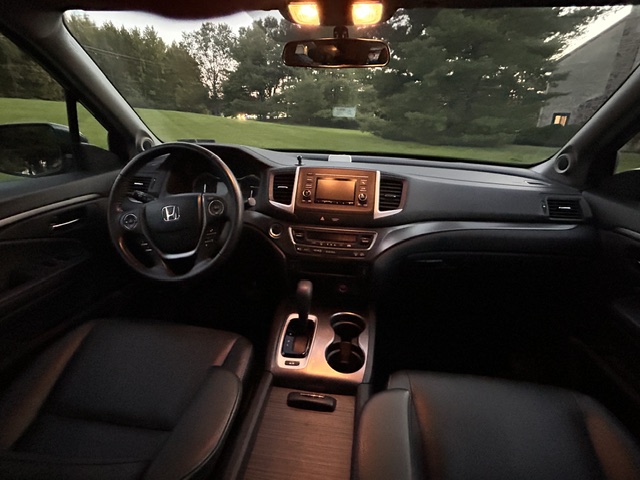 Used 2017 Honda Ridgeline RTL image 17