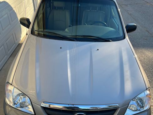 Used 2002 MAZDA Tribute ES image 5