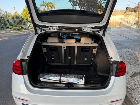 Used 2018 BMW 330i xDrive Wagon image 6