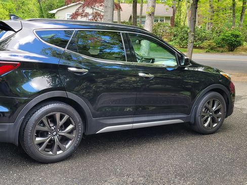 Used 2018 Hyundai Santa Fe Sport AWD/4WD image 5