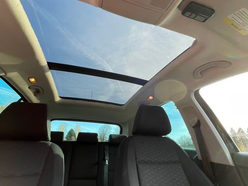 Used 2009 Volkswagen Tiguan SEL image 14