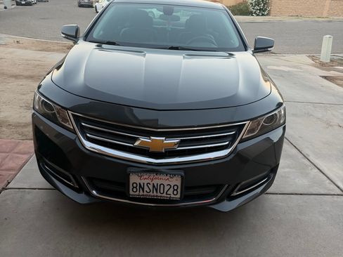 Used 2019 Chevrolet Impala LT FWD image 1