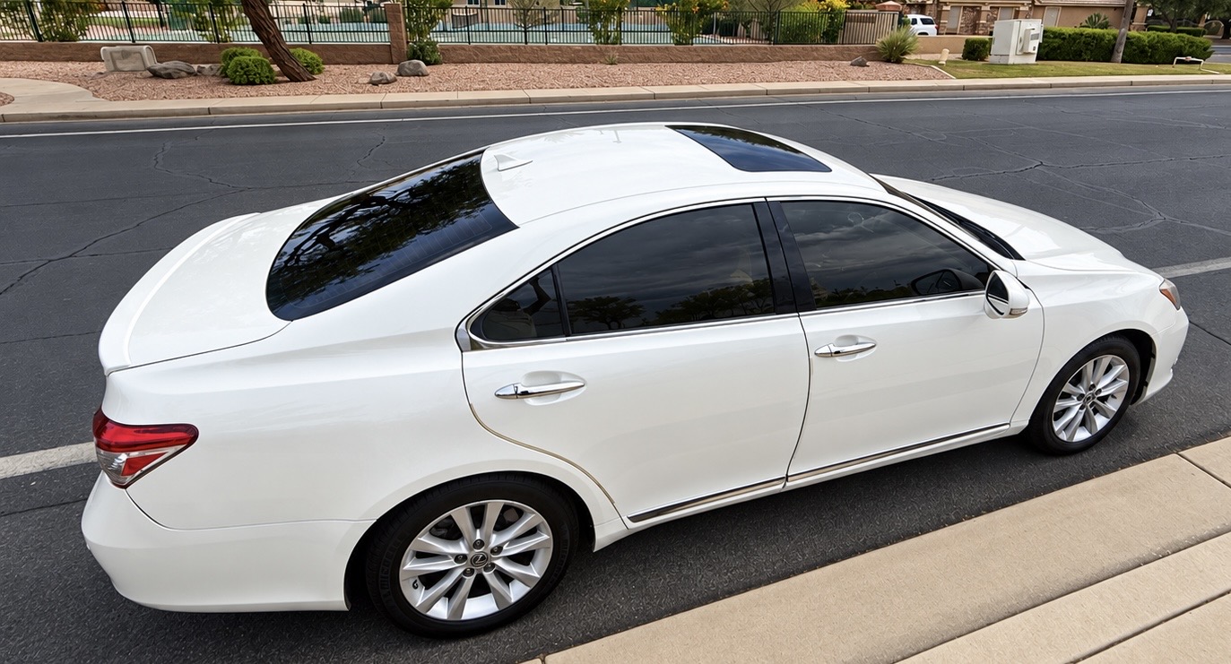 Used 2010 Lexus ES 350 FWD image 4