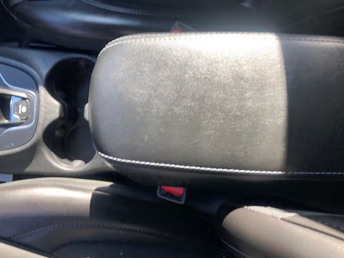 Used 2019 Jeep Cherokee Latitude Plus w/ Cold Weather Group image 24