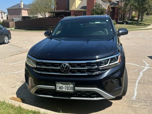 Used 2023 Volkswagen Atlas Cross Sport SE w/ Panoramic Sunroof Package image 6