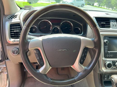 Used 2013 GMC Acadia Denali image 8