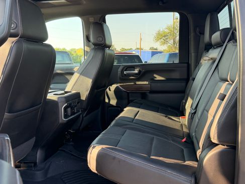 Used 2020 Chevrolet Silverado 3500 High Country w/ Z71 Off-Road Package AWD/4WD image 14