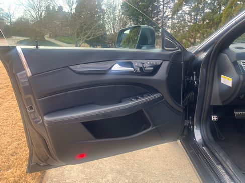 Used 2014 Mercedes-Benz CLS 550 image 11