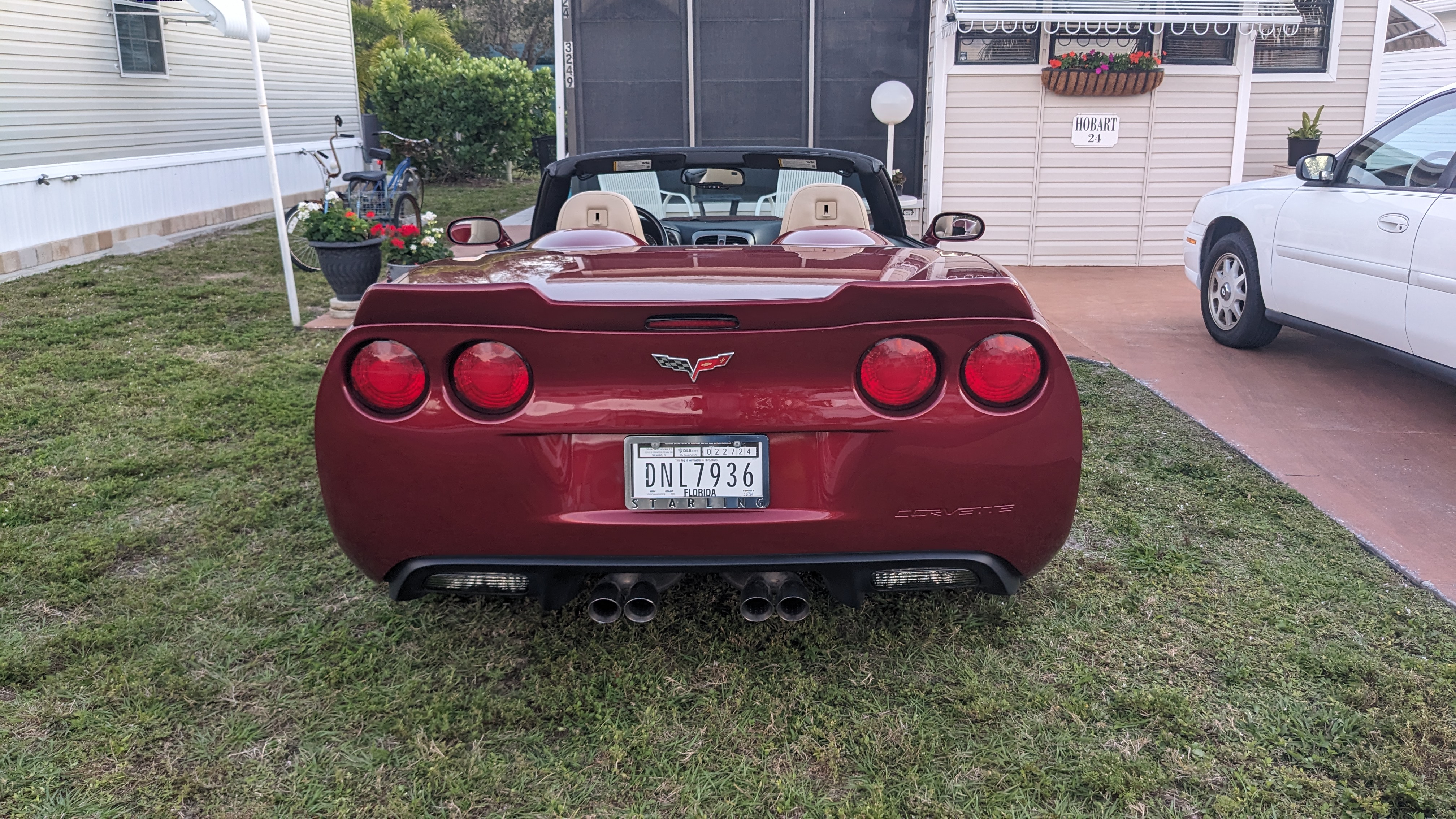Used 2006 Chevrolet Corvette Convertible w/ Preferred Equipment Group RWD image 11
