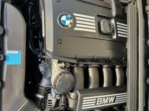 Used 2010 BMW 328i Convertible RWD image 5