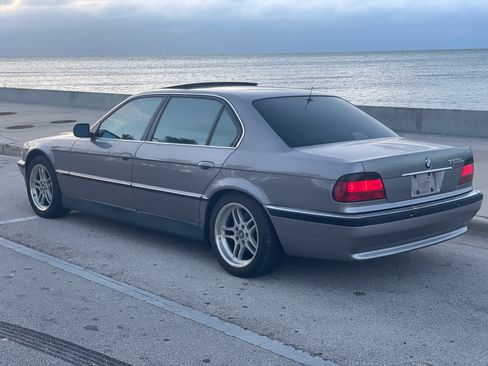 Used 1999 BMW 750iL image 30