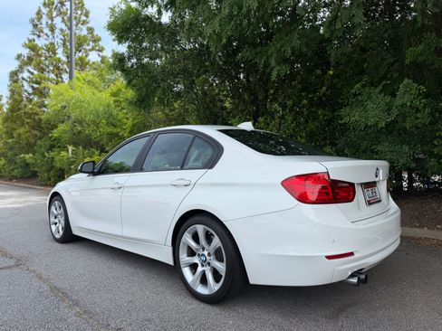 Used 2013 BMW 328i Sedan RWD image 6