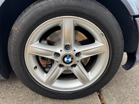 Used 2003 BMW 325Ci Convertible image 10