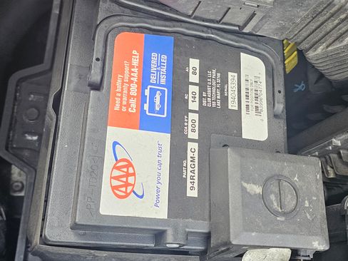 Used 2019 Hyundai Santa Fe SEL image 18