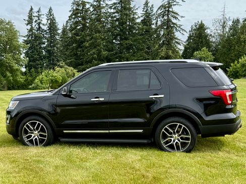 Used 2017 Ford Explorer Limited AWD/4WD image 1