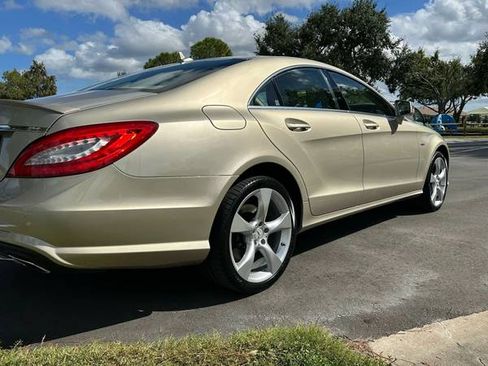 Used 2012 Mercedes-Benz CLS 550 image 8