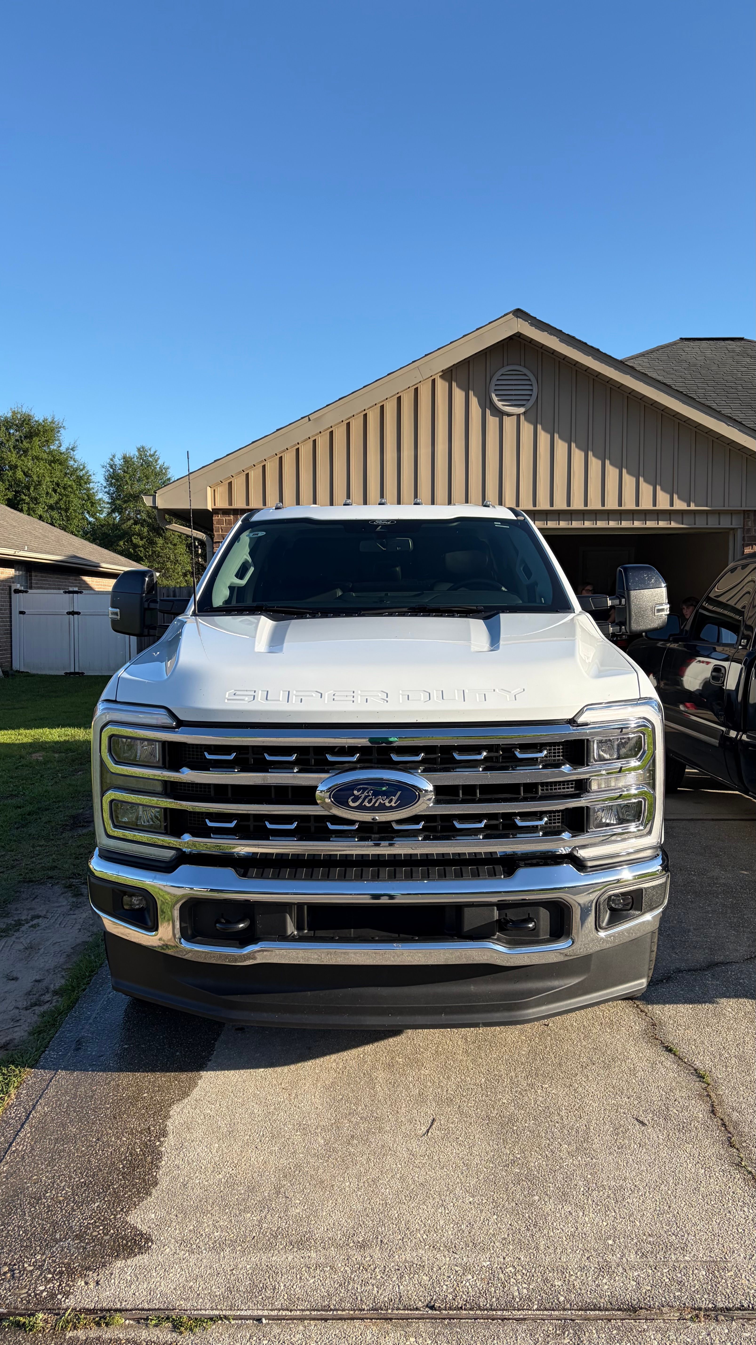 Used 2026 Ford F250 Lariat w/ FX4 Off-Road Package AWD/4WD image 6