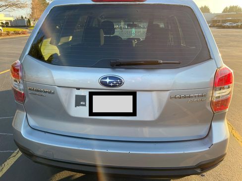 Used 2015 Subaru Forester 2.5i image 18