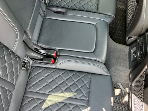 Used 2018 Audi SQ5 Prestige w/ Prestige Package AWD/4WD image 16