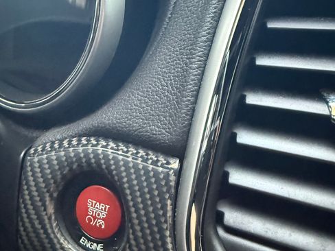 Used 2015 Jeep Grand Cherokee SRT w/ Quick Order Package 26J image 27