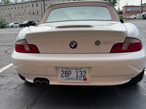 Used 2001 BMW Z3 3.0i RWD image 11